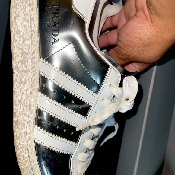 Prada X Adidas, sliver and white shell top sneaker - Picture 4 of 6